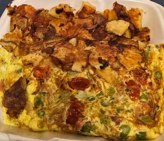 SKIFF STREET OMELETTE TOGO.