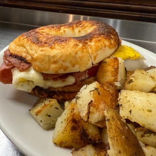 JERSEY BREAKFAST SANDWICH