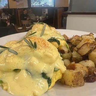 MEDITERRANEAN BENEDICT TOGO